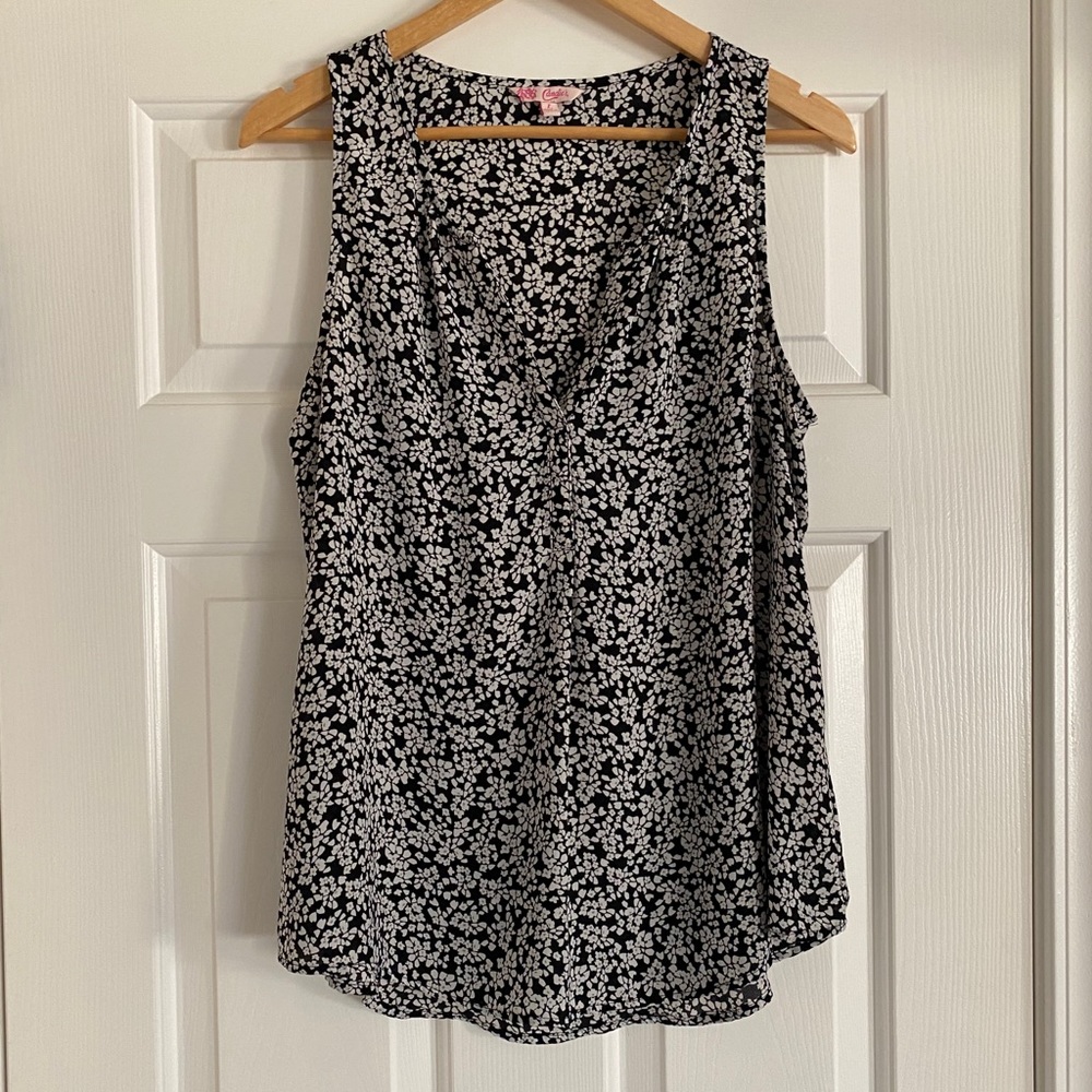 Black + Floral Sleeveless V-Neck Blouse